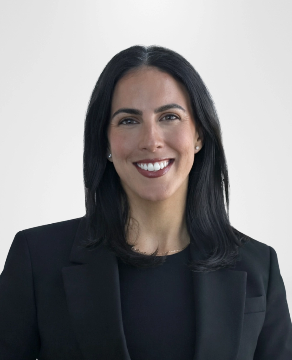 Karina Fernandez headshot